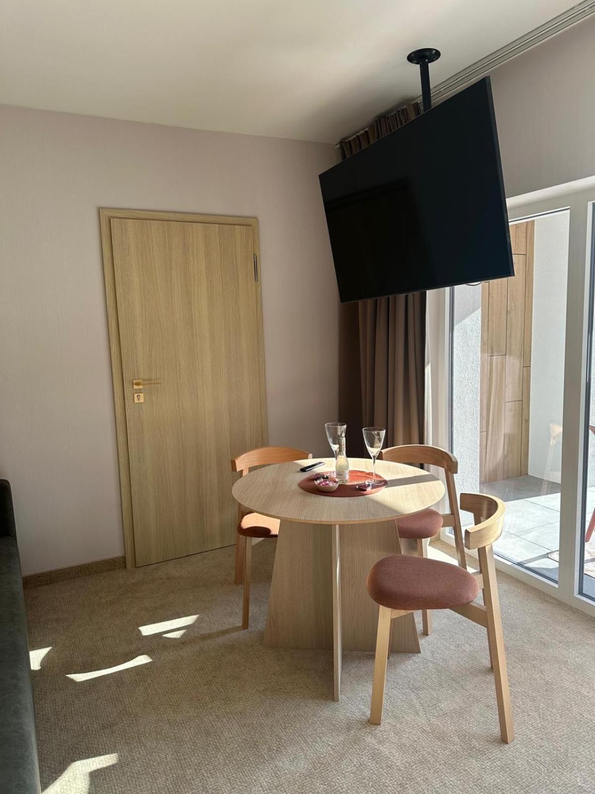 Apartment Joy Me Lukecin